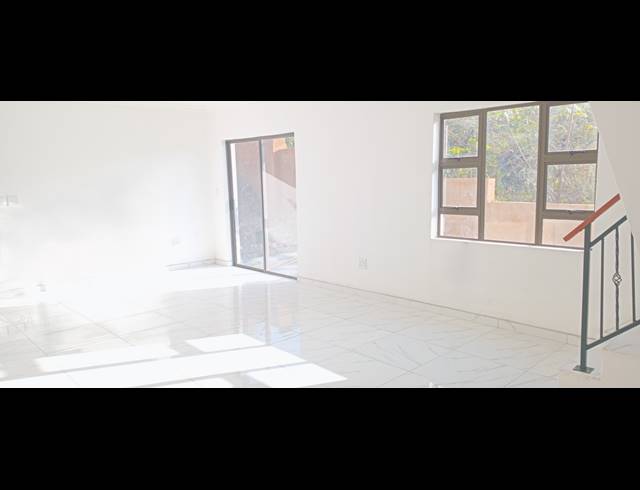 3 bed property to rent in RESERVOIR HILLS